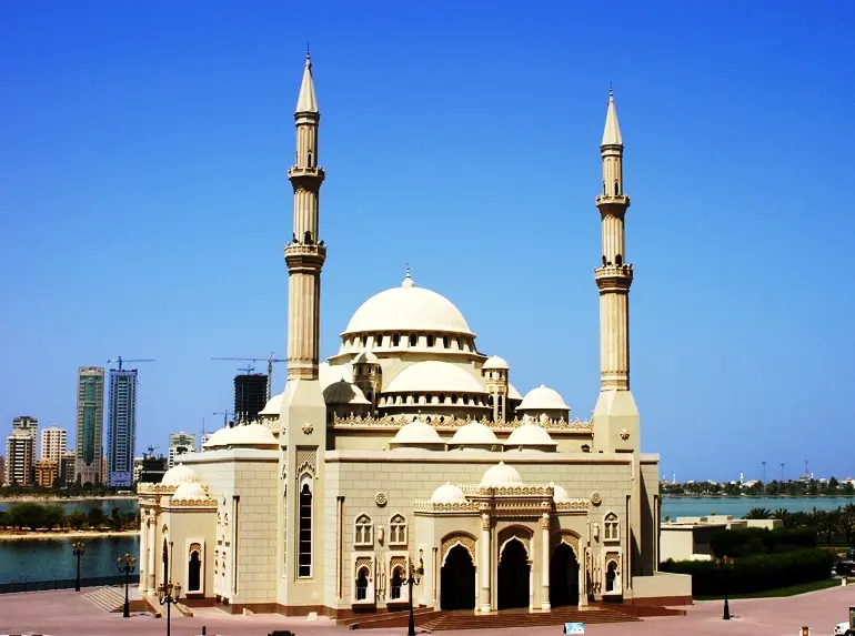 Discover Sharjah: Half-Day Guided Tour from Dubai