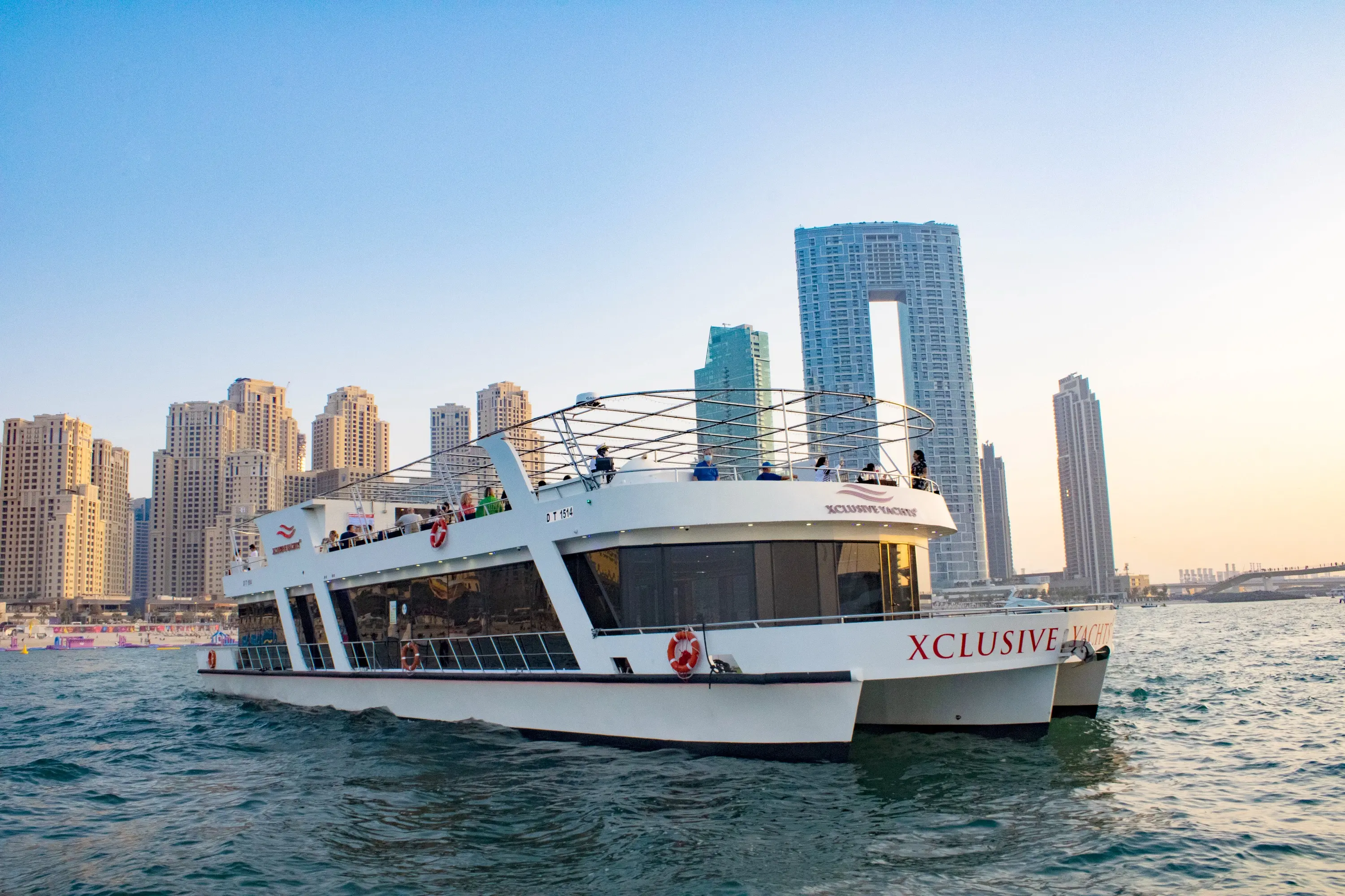 Sunset or Dinner Cruise with Live Music & Open Bar