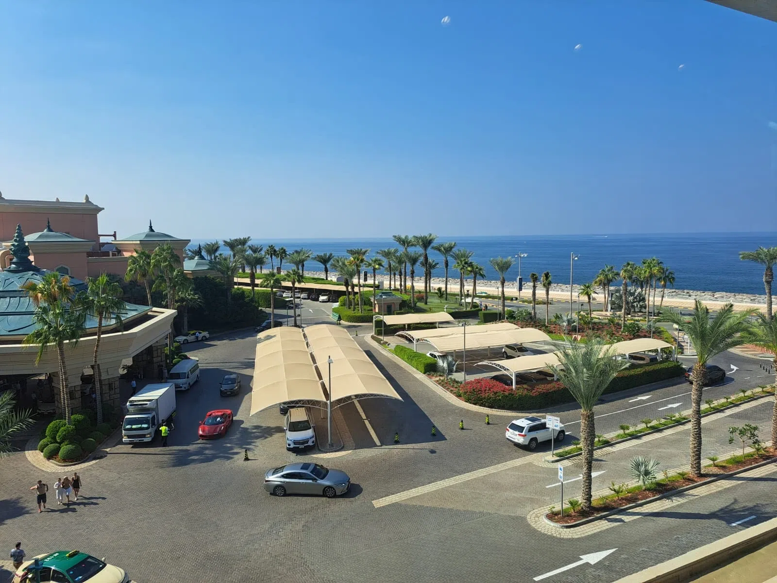 Radisson Blu Hotel, Dubai Deira Creek - 2N First Timer – Dubai 2N/3D 4